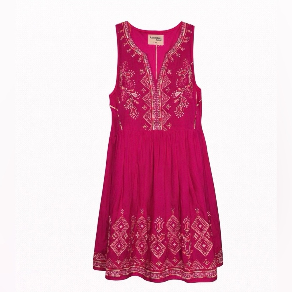 💐 NWT! Savanna Jane Floral Embroidered Dress
